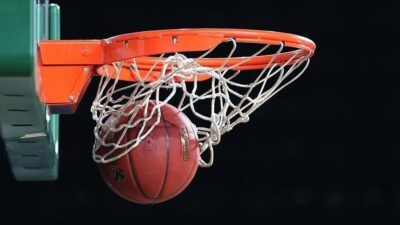 Basketbol 2023 FIBA Dünya Kupası'ndaki yarı final karşılaşmaları yarın yapılacak.