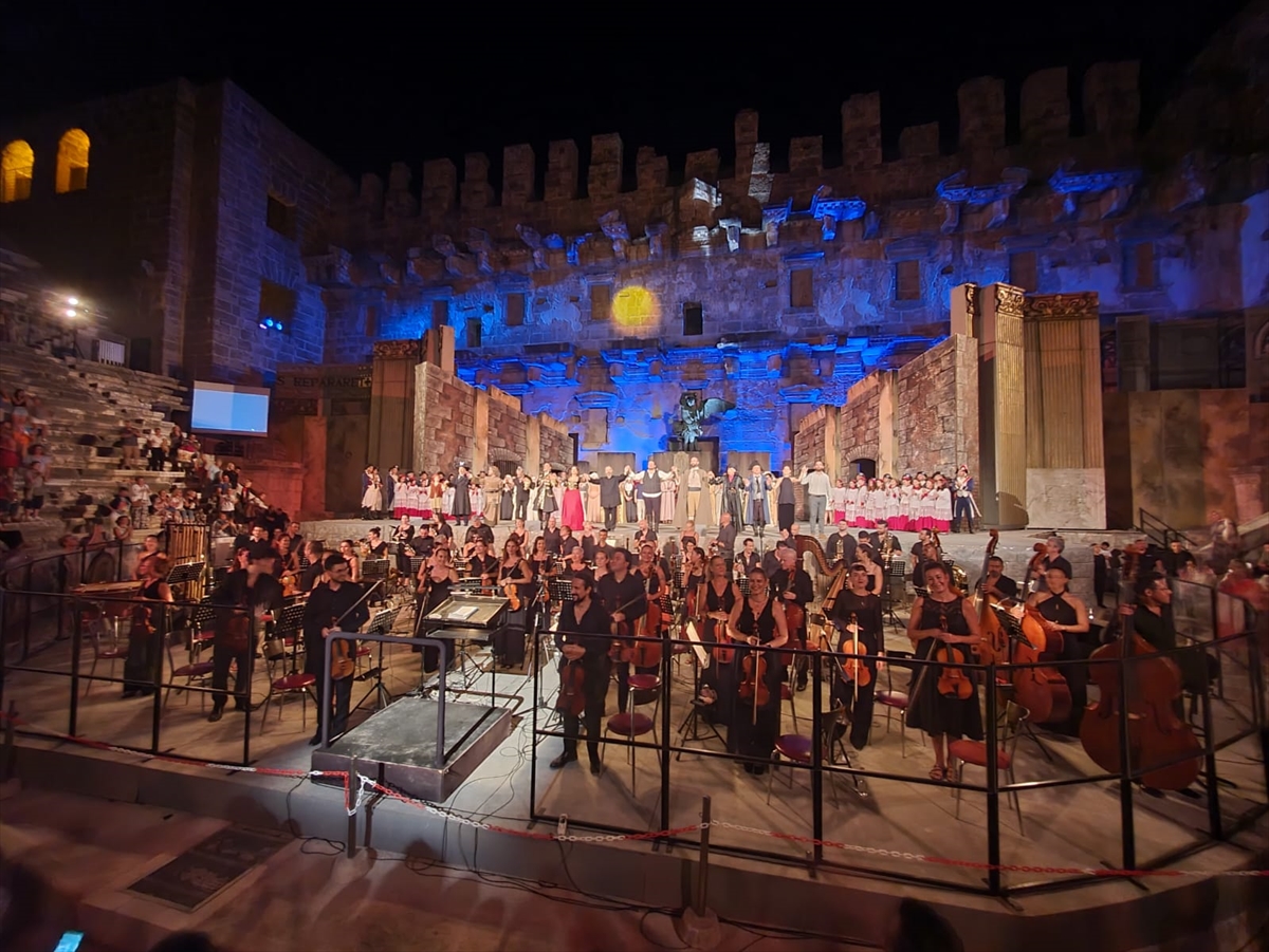 ANTALYA (AA) – 30. Uluslararası Aspendos Opera ve Bale Festivali'nde