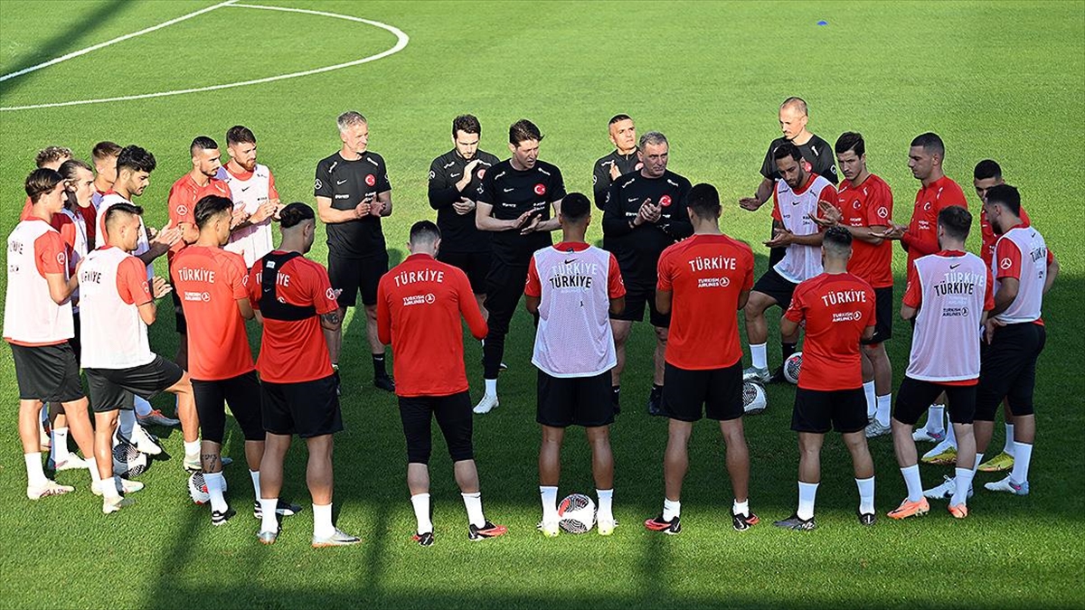 A Milli Futbol Takımı, hazırlık maçında yarın Belçika'da Japonya ile