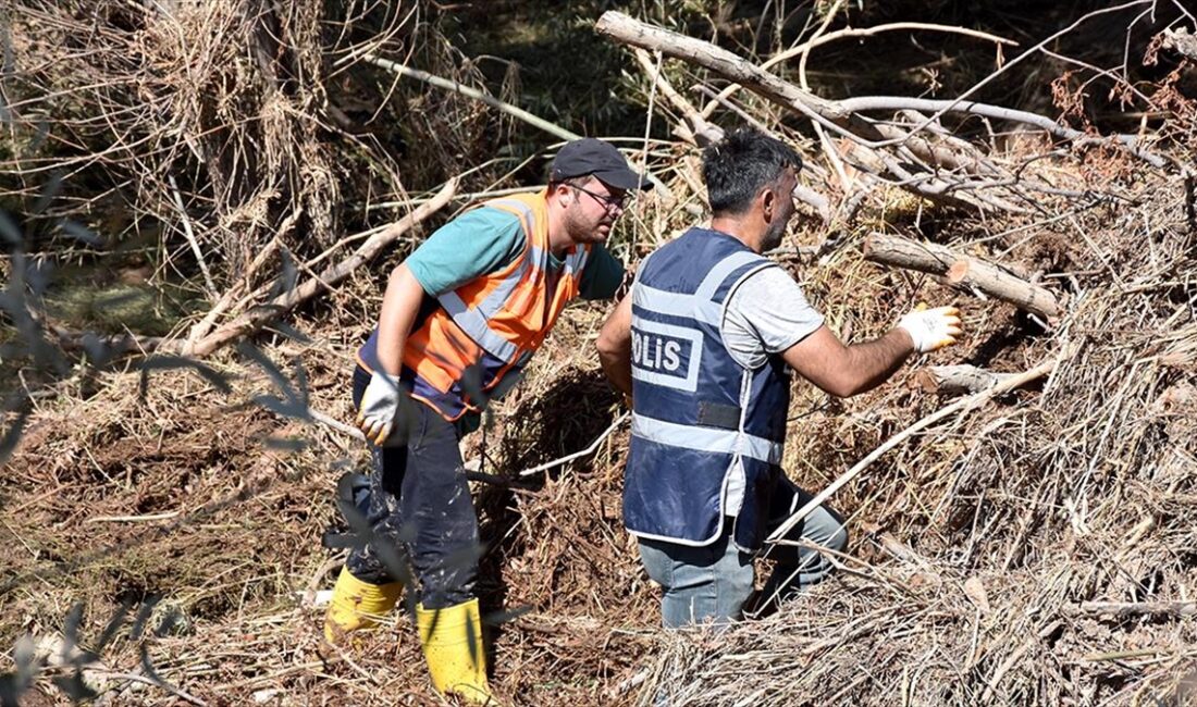 AKSARAY (AA) – AFAD, jandarma, polis, UMKE ve gönüllü ekipler,