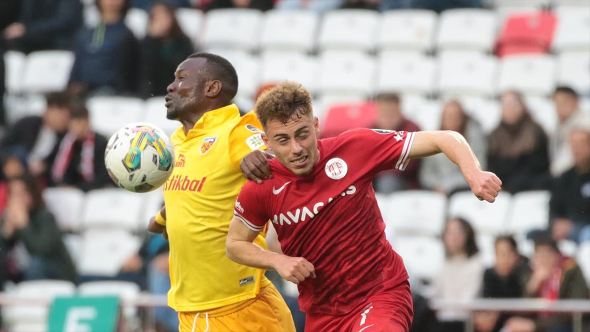 Bitexen Antalyaspor, Trendyol Süper Lig'in 4. haftasında yarın Mondihome Kayserispor'u