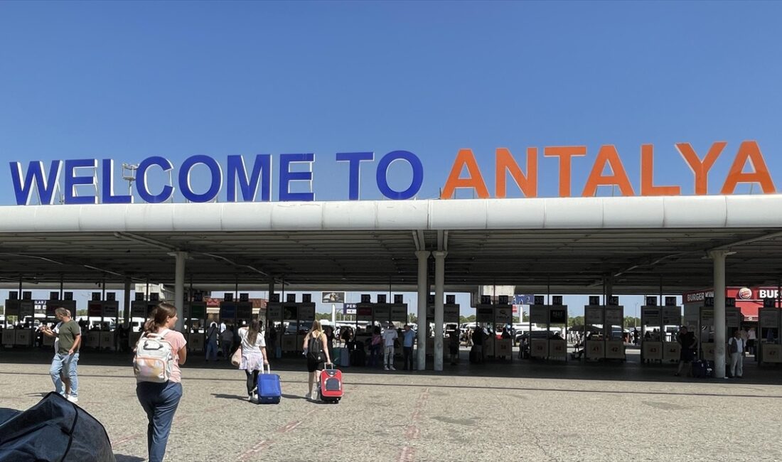 Akdeniz Turistik Otelciler ve İşletmeciler Birliği Başkanı Kaan Kavaloğlu, "Ana