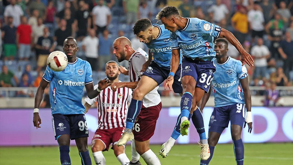 Trendyol Süper Lig'in 4. haftasında Atakaş Hatayspor, Mersin'de konuk ettiği