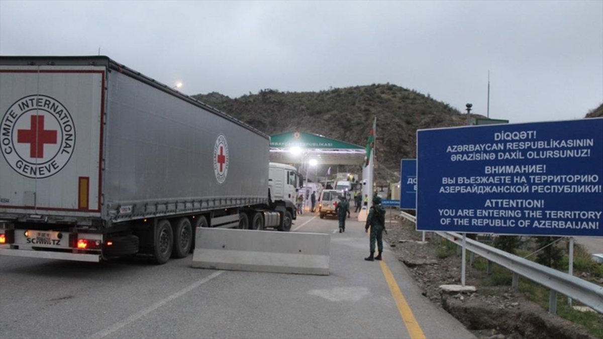 BAKÜ (AA) – Hacıyev, X sosyal medya hesabından yaptığı açıklamada,