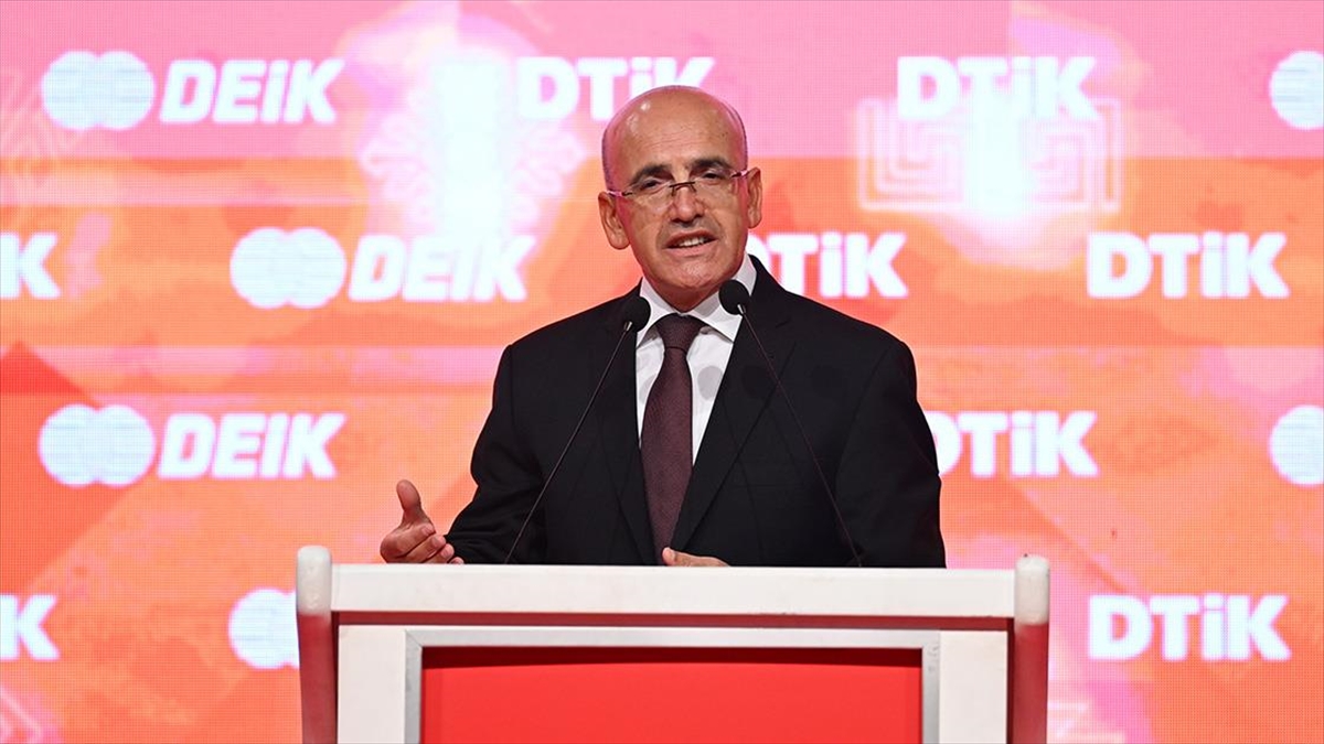 Hazine ve Maliye Bakanı Mehmet Şimşek, Türkiye'nin bu yıl yaklaşık