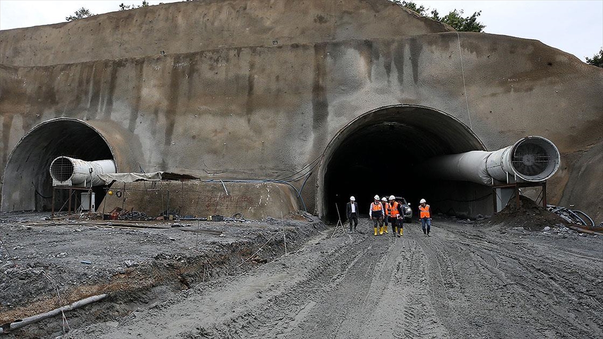 Ulaştırma ve Altyapı Bakanlığı Karayolları Genel Müdürlüğünce hayata geçirilen "Tatvan