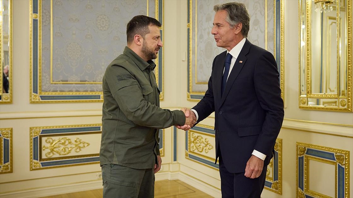 ABD Dışişleri Bakanı Antony Blinken, Ukrayna ziyaretinde bu ülkeye 1