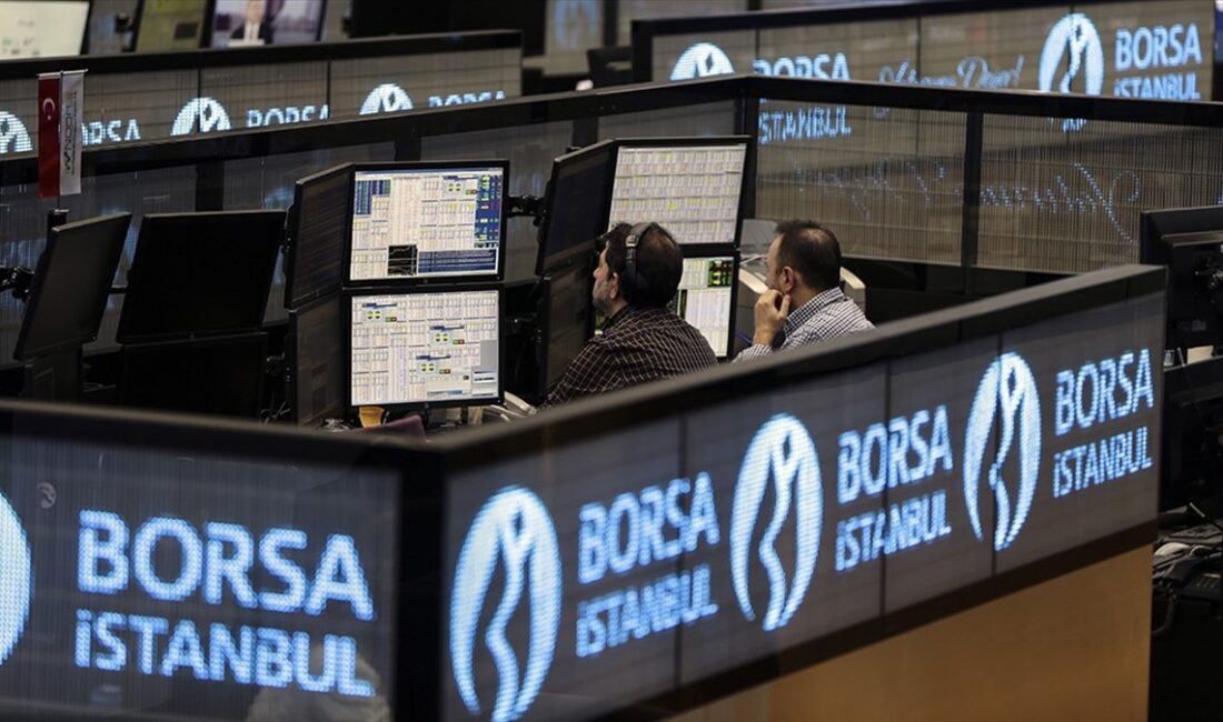 Borsa İstanbul'da BIST 100 endeksi, güne yüzde 0,30 yükselişle 8.184,04