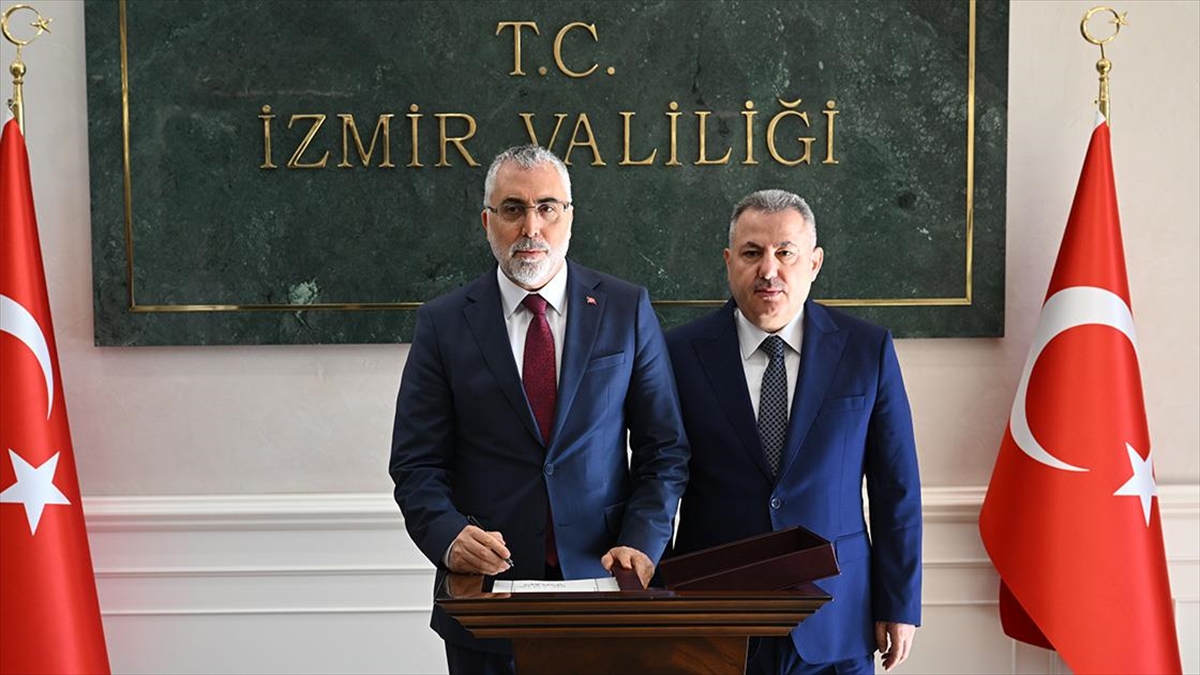 Çalışma ve Sosyal Güvenlik Bakanı Vedat Işıkhan, "Yaşlı bakım sigortası