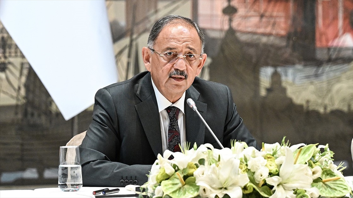Çevre, Şehircilik ve İklim Değişikliği Bakanı Mehmet Özhaseki, "Şu anda