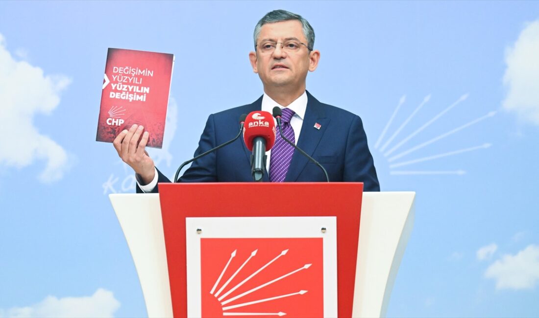 ANKARA (AA) – Özel, parti genel merkezinde basın toplantısı düzenledi.