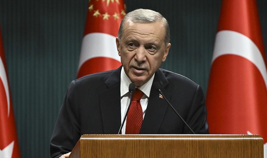 Cumhurbaşkanı Recep Tayyip Erdoğan, "Türkiye, Libya halkının yanındadır. AFAD'ımızın koordinasyonunda