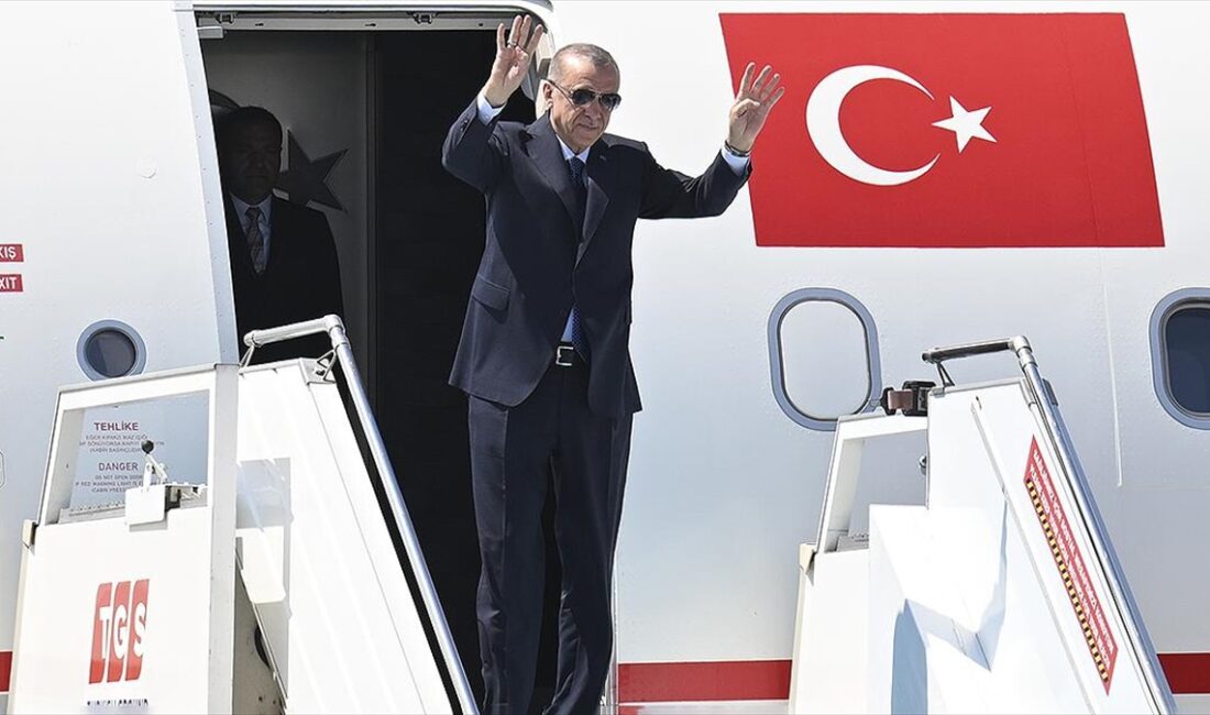 Cumhurbaşkanı Recep Tayyip Erdoğan, Hindistan'ın başkenti Yeni Delhi'de düzenlenecek 18'inci