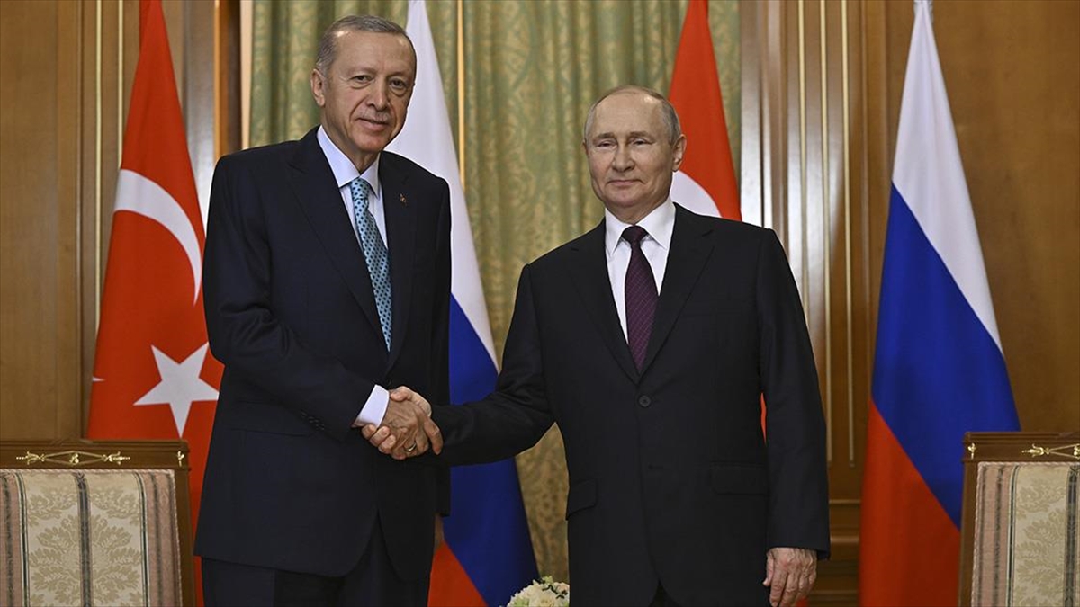 Cumhurbaşkanı Recep Tayyip Erdoğan, Karadeniz tahıl koridoruna ilişkin, "İnanıyorum ki