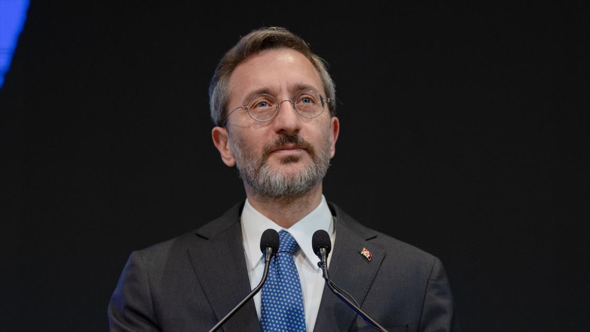 Cumhurbaşkanlığı İletişim Başkanı Fahrettin Altun, 2023 CEV Avrupa Şampiyonası'nın finalinde