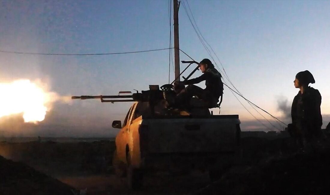 Suriye'nin doğusundaki Deyrizor ilinde terör örgütü PKK/YPG'nin baskısı altındaki Arap