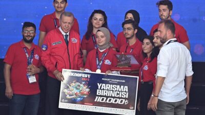 Dünyanın en büyük havacılık, uzay ve teknoloji festivali TEKNOFEST'te ROKETSAN