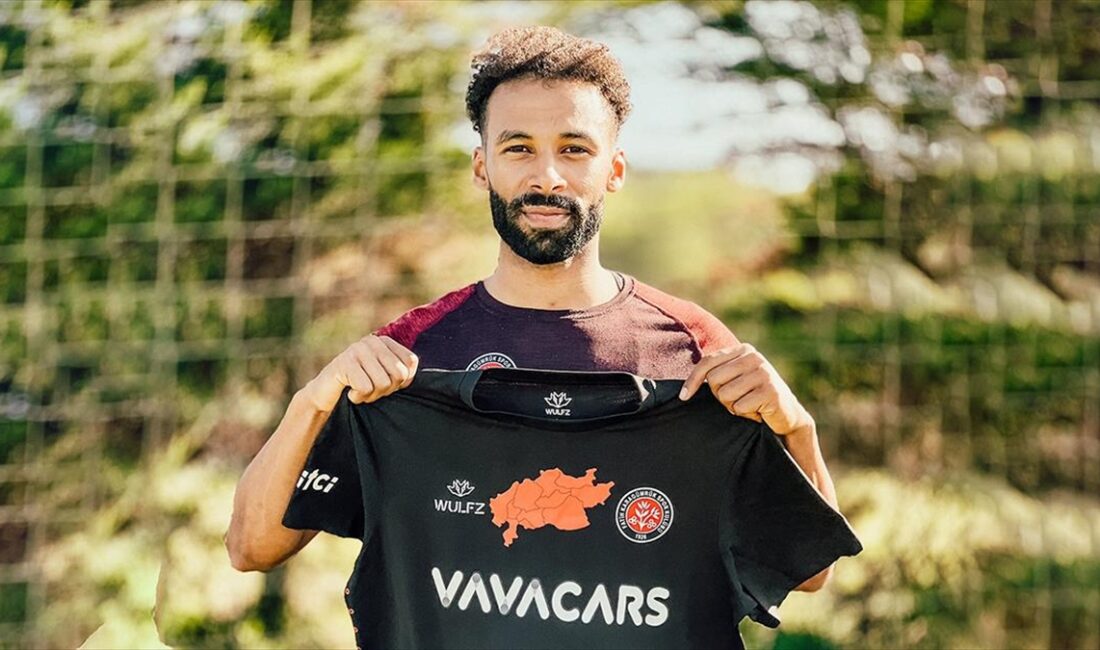 VavaCars Fatih Karagümrük, Fenerbahçe ile yollarını ayıran Nazım Sangare'yi kadrosuna
