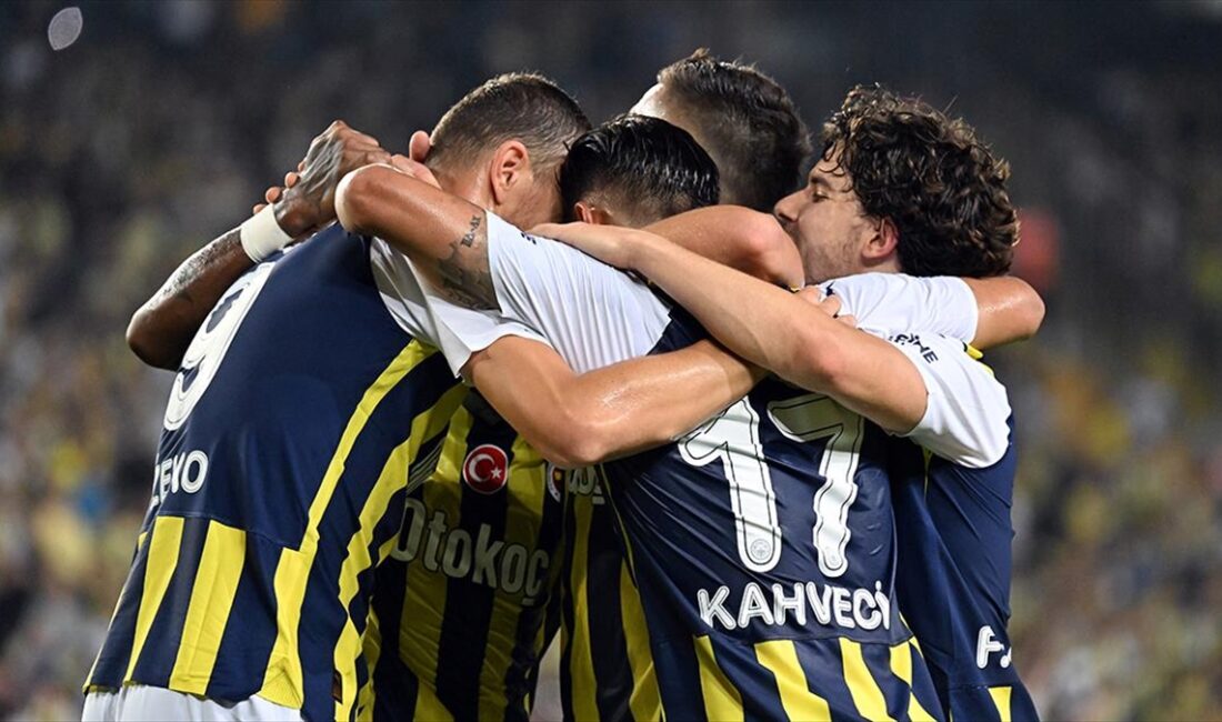 UEFA Avrupa Konferans Ligi H Grubu'nda mücadele edecek Fenerbahçe, oyuncu