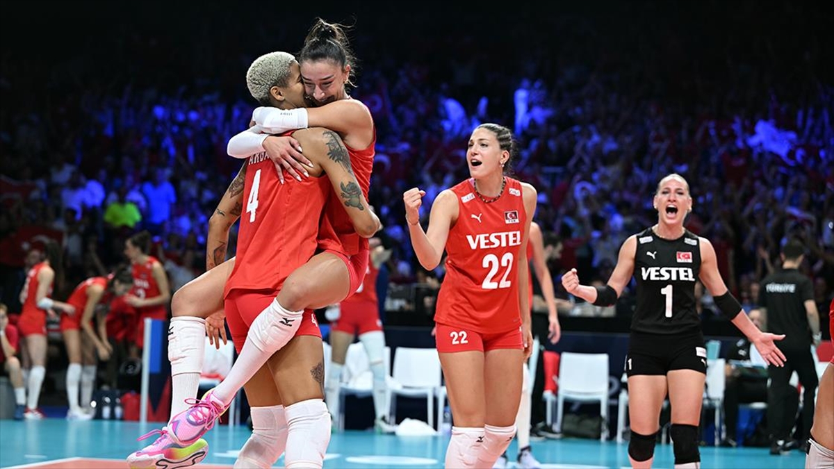 A Milli Kadın Voleybol Takımı, 2023 CEV Avrupa Şampiyonası'nın finalinde