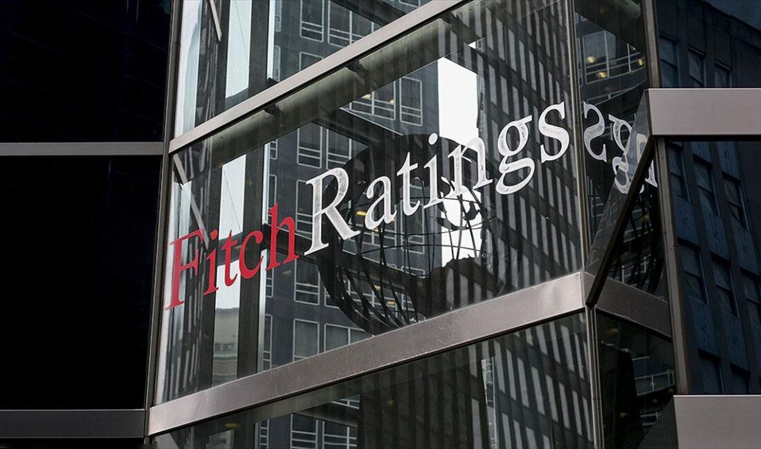 Fitch Ratings'in raporunda, Türkiye ekonomisinin bu yılın 2'nci çeyreğindeki beklenenden