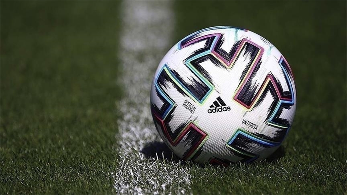 Futbolda Türkiye için 2023-2024 sezonu birinci transfer ve tescil dönemi