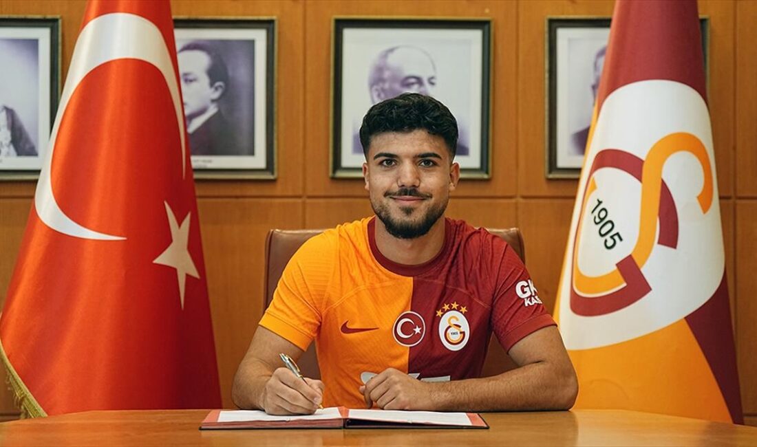 Galatasaray, transferin son gününde Bayern Münih AG'de forma giyen Eyüp