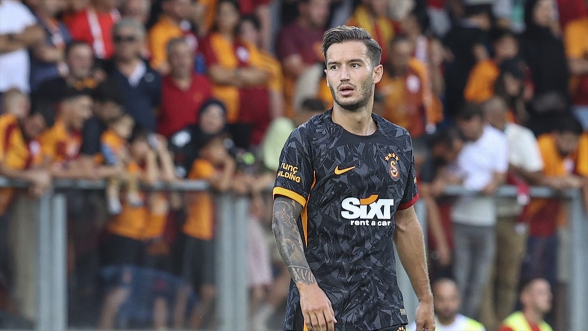İSTANBUL (AA) – Sarı-kırmızılı kulüpten yapılan açıklamada, “Galatasaray formasıyla vermiş