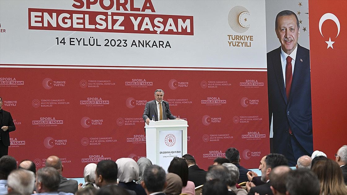 Gençlik ve Spor Bakanı Osman Aşkın Bak, paralimpik branşlarda son