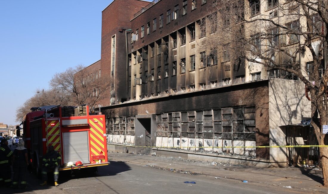 JOHANNESBURG (AA) – Johannesburg şehir merkezindeki Marshaltown semtinde dün sabah