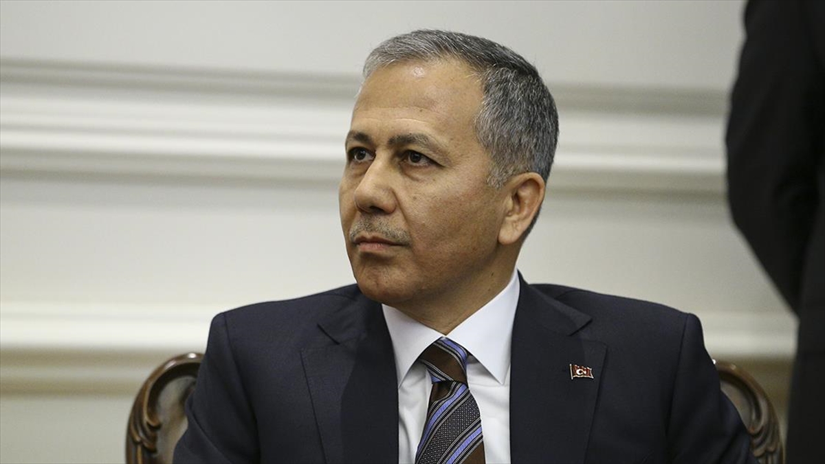 İçişleri Bakanı Ali Yerlikaya, "AFAD ekiplerimiz, jandarma ve emniyet güçlerimiz