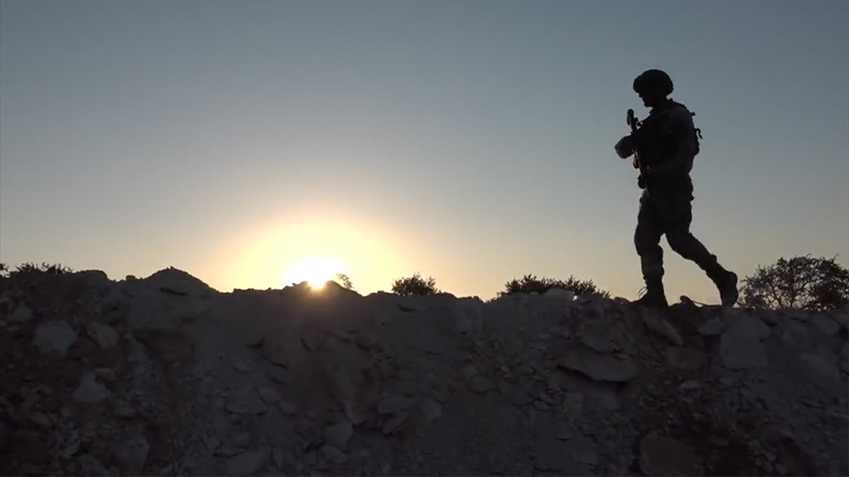 Milli Savunma Bakanlığı (MSB), Irak'ın kuzeyinde 6 PKK'lı teröristin etkisiz