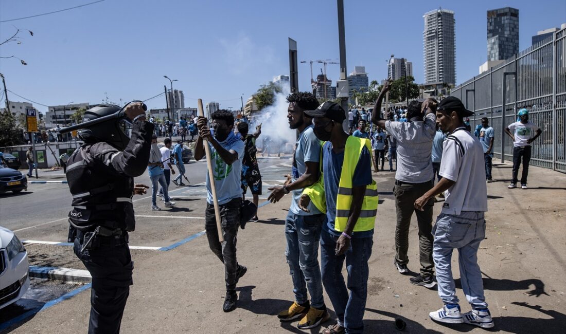 İsrail’in Tel Aviv kentinde Eritreli göçmenlerin şiddet eylemlerine dönüşen protestolarına