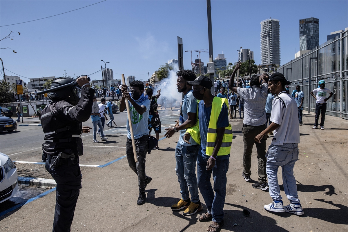 İsrail’in Tel Aviv kentinde Eritreli göçmenlerin şiddet eylemlerine dönüşen protestolarına