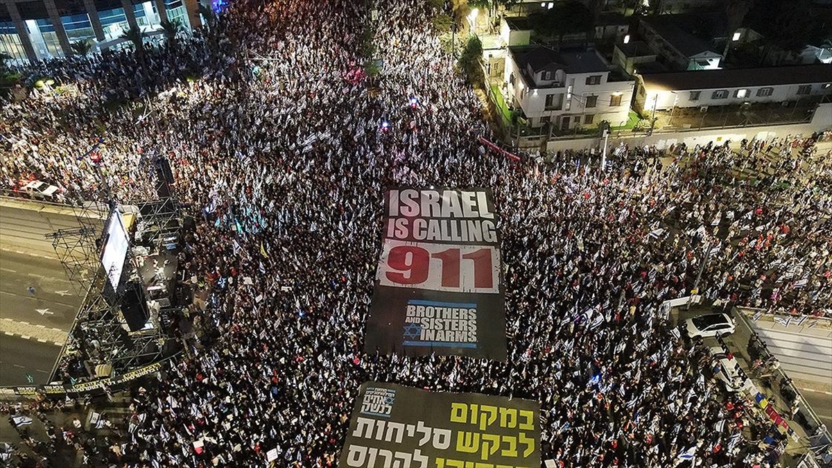 İsrail'de, Başbakan Binyamin Netanyahu öncülüğündeki aşırı sağcı koalisyon hükümetinin yargı