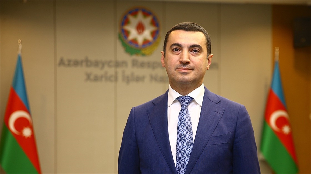 Azerbaycan Dışişleri Bakanlığı Sözcüsü Ayhan Hacızade, "Tırın, Ağdam-Hankendi yolu üzerinden