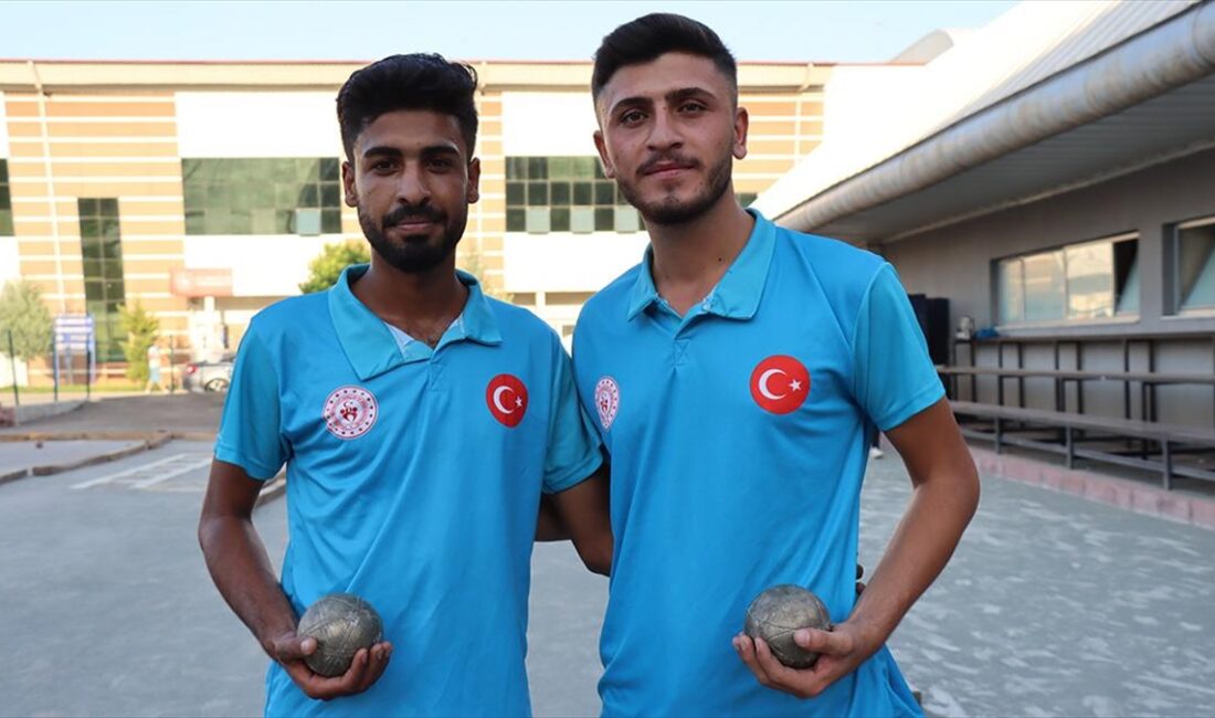 Kilisli milli bocceciler Muhammet Resul Keske ile Sami Özgöçer, 18-25