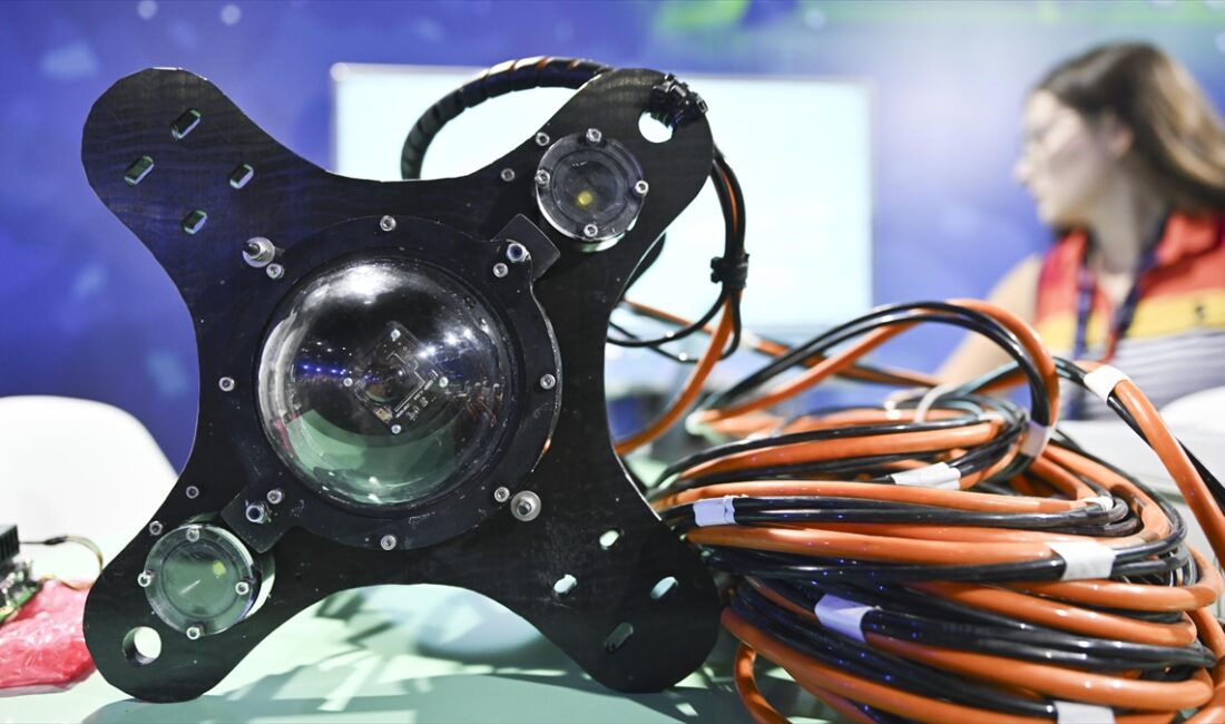 KOSGEB ve TÜBİTAK destekli “yapay zeka”lı sistemle balıkların ağırlığı anbean izleniyor KOSGEB ve TÜBİTAK desteğiyle işbaşı yapan Türk şirketi, yapay zekalı