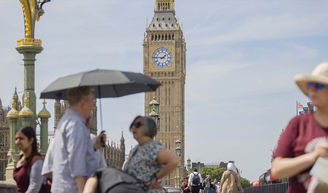 Londra Belediye Başkanı Khan, kentin kötüleşen iklim krizi nedeniyle öngörülebilir