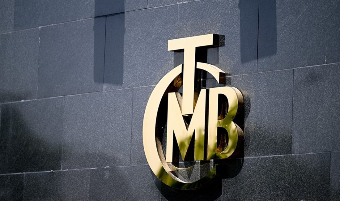 Merkez Bankasının rezervleri yükseliş eğilimini 11'inci haftaya taşıdı Türkiye Cumhuriyet Merkez Bankası'nın (TCMB) toplam rezervleri 25 Ağustos haftasında