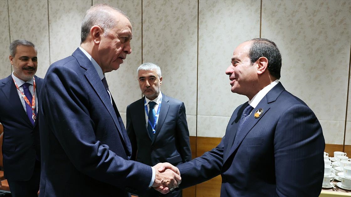 İSTANBUL (AA) – Mısır Cumhurbaşkanlığı Sözcülüğünden yapılan yazılı açıklamaya göre,