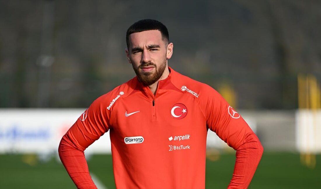 Milli futbolcu Orkun Kökçü, Hollanda'da yılın futbolcusu ödülüne aday gösterildi.