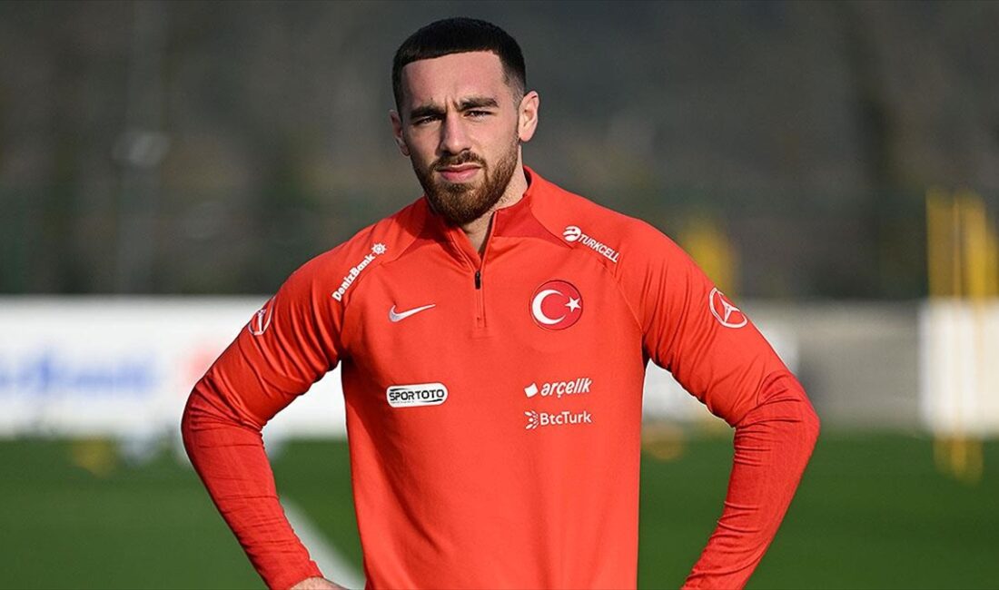 Milli futbolcu Orkun Kökçü, Hollanda Birinci Ligi'nde (Eredivisie) 2022-2023 sezonunun