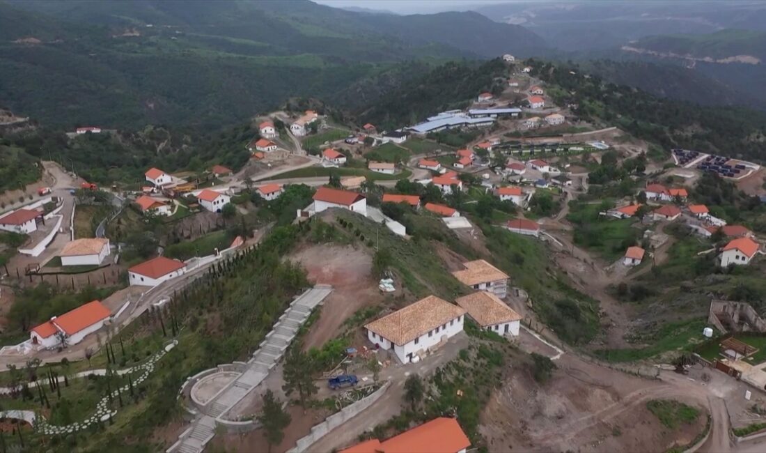 Rusya Dışişleri Bakanlığı Sözcüsü Mariya Zaharova, Rusya'nın hem Laçın-Hankendi hem
