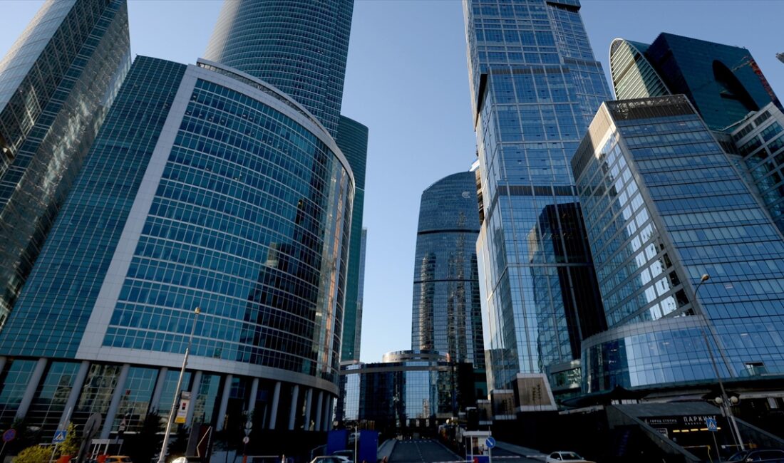 Rusya’nın dört bölgesinde İslami bankacılığın deneme süreci başladı MOSKOVA (AA) – İslami bankacılığa yönelik yasayla, Rusya’nın Tataristan, Dağıstan,