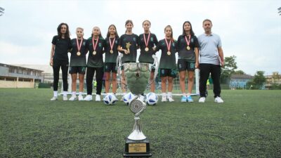 Anadolu Yıldızlar Ligi (ANALİG) Futbol Türkiye Birinciliği maçlarında şampiyonluğu kazanan