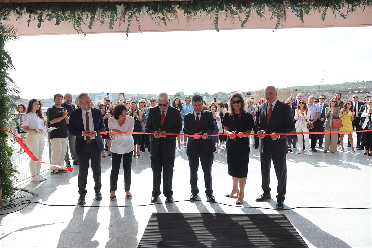 İSTANBUL (AA) – Sağlık ve Eğitim Vakfı (SEV), 150 yıllık