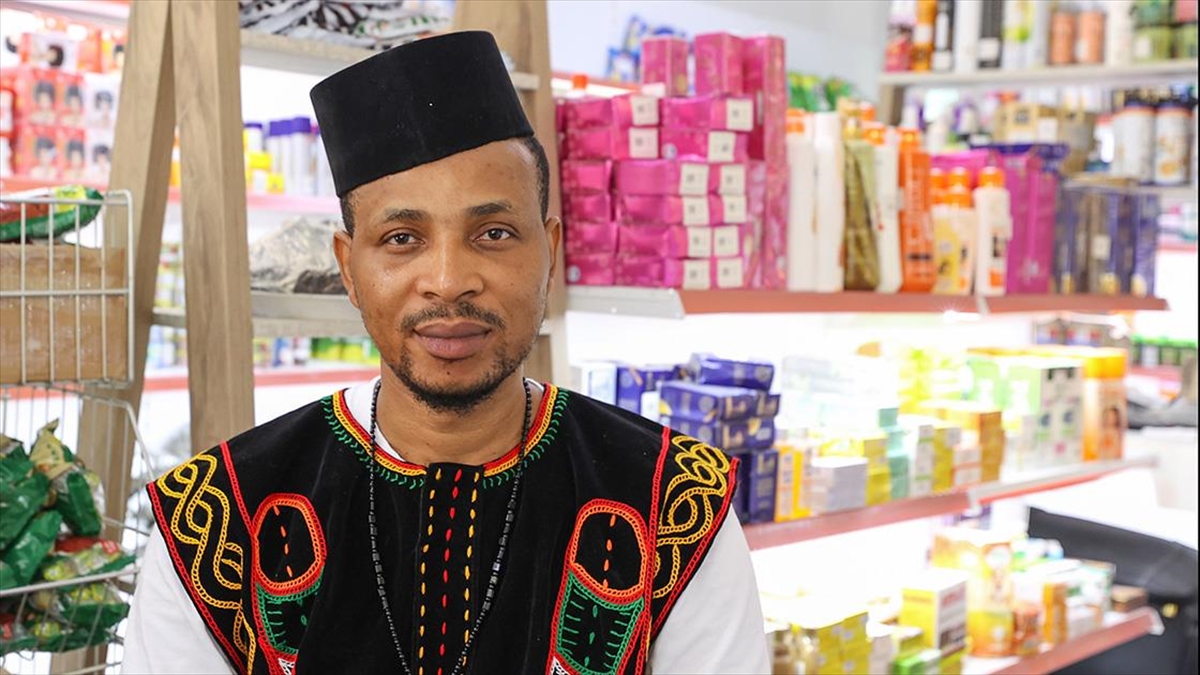 Nijerya'da Türk ürünlerinin satıldığı marketler işleten Mark Kendrick Imafidon, İstanbul'da