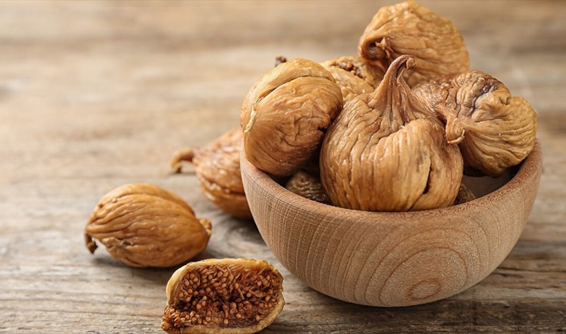 Tariş, A-4 kalite kuru inciri 92 liradan alacak Tariş İncir Birliği Yönetim Kurulu Başkanı Mustafa Bircan, birliklerinin 51-55