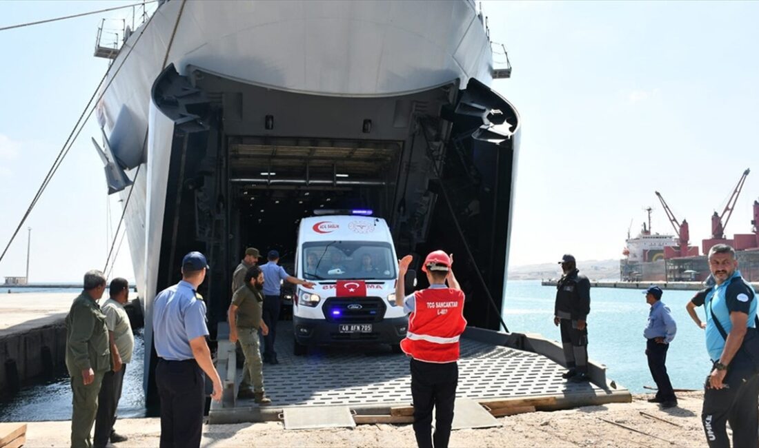 Milli Savunma Bakanlığı (MSB), sel felaketinin yaşandığı Libya'ya ulaştırılan kurtarma